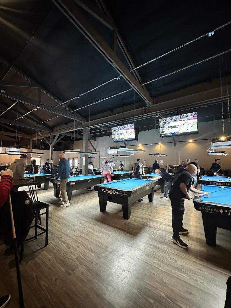 Scratch Pizza and billiards